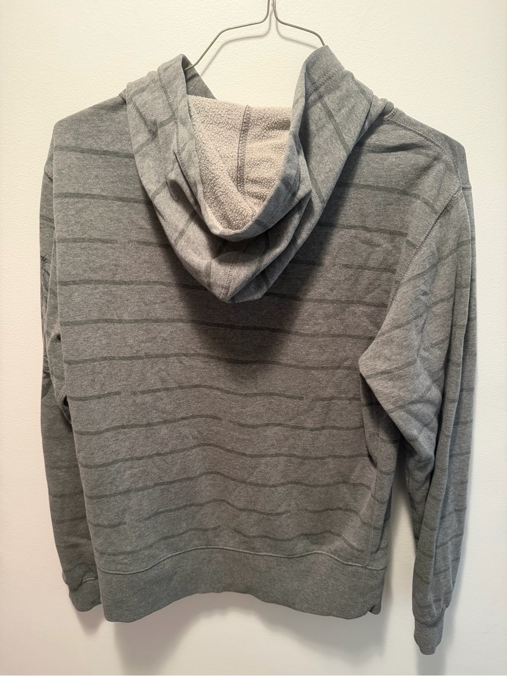 Rare Fox Gray Striped Hoodie with Bird & Floral Sleeve Print - Picture 2 of 7